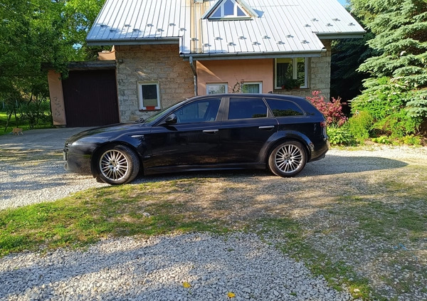 Alfa Romeo 159 cena 22000 przebieg: 214000, rok produkcji 2010 z Gliwice małe 137